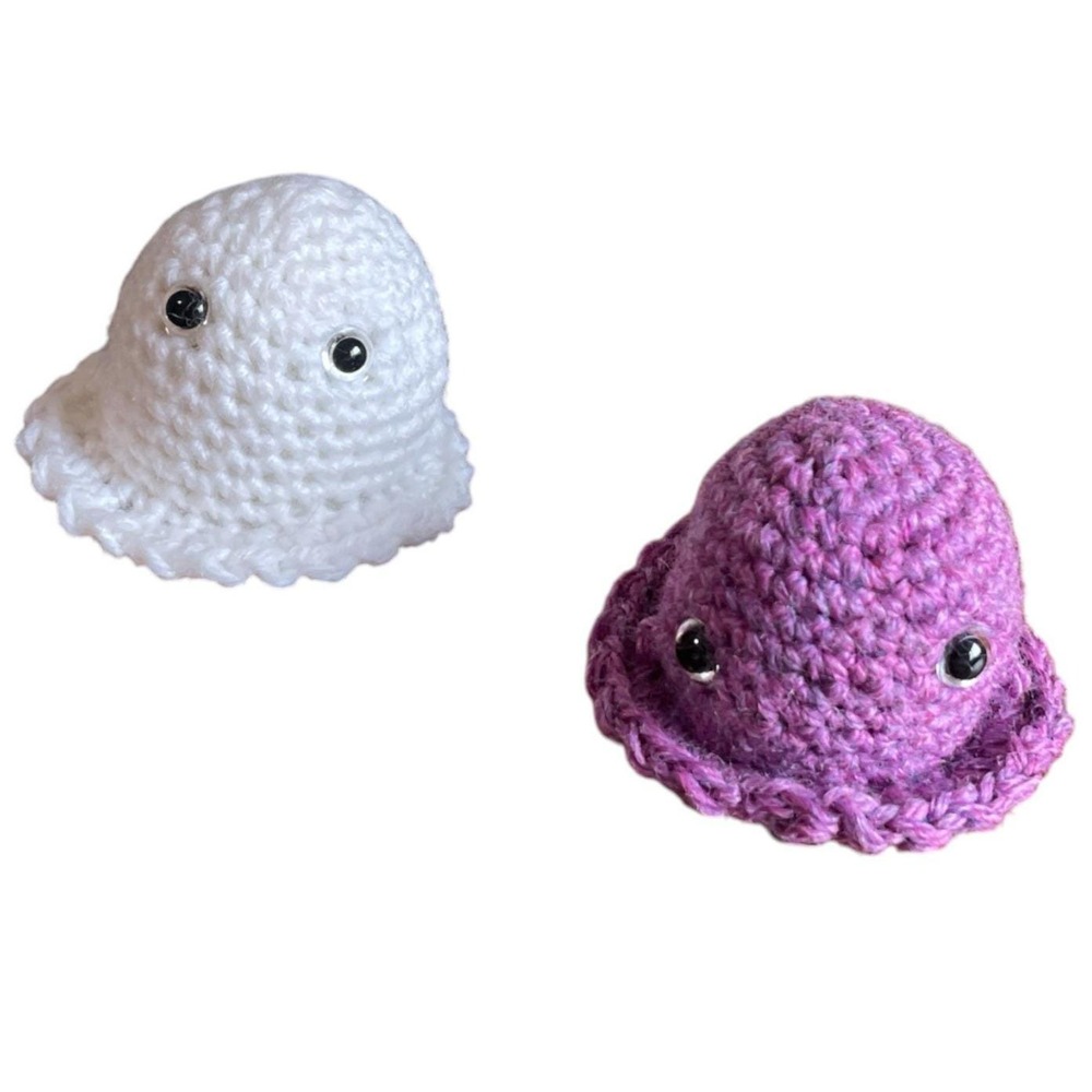 Crocheted Ghosts Handmade 2 Halloween Mini Decor Amigurumi Toys Pocket Dolls